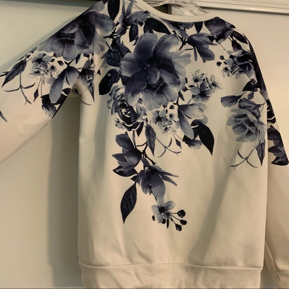 Floral print sweater - Picture 2 of 2